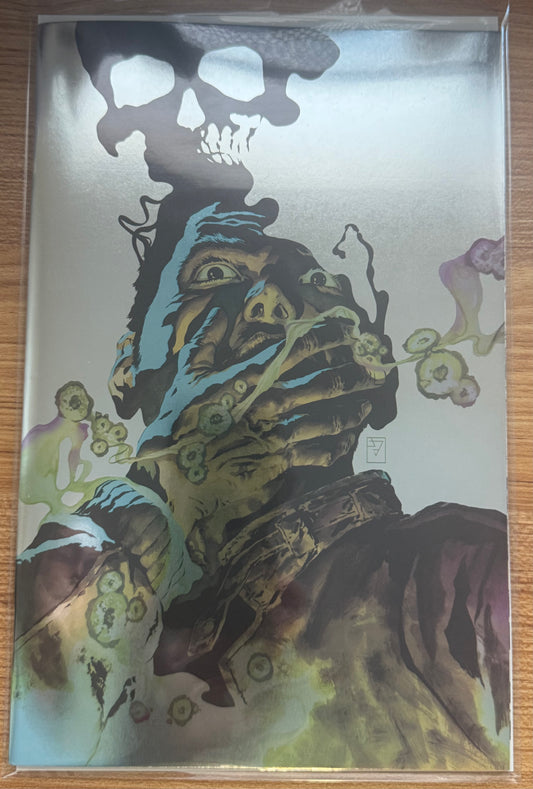 Mind MGMT New & Improved #1 J.H. Williams III I Chase Foil LMT 500 available at TelComics