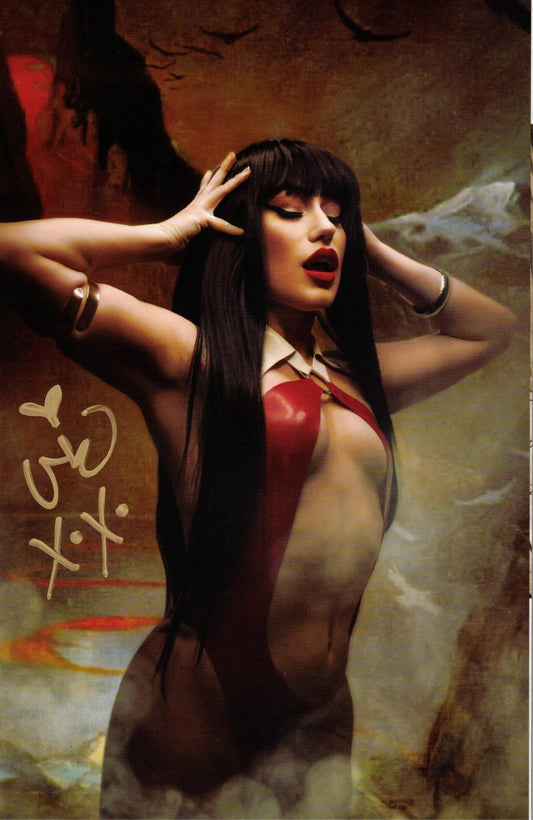 Vampirella Dead Flowers #2 Cover H - Rachel Hollon Cosplay Photo Virgin Cover 1:15 Signed - Telcomics